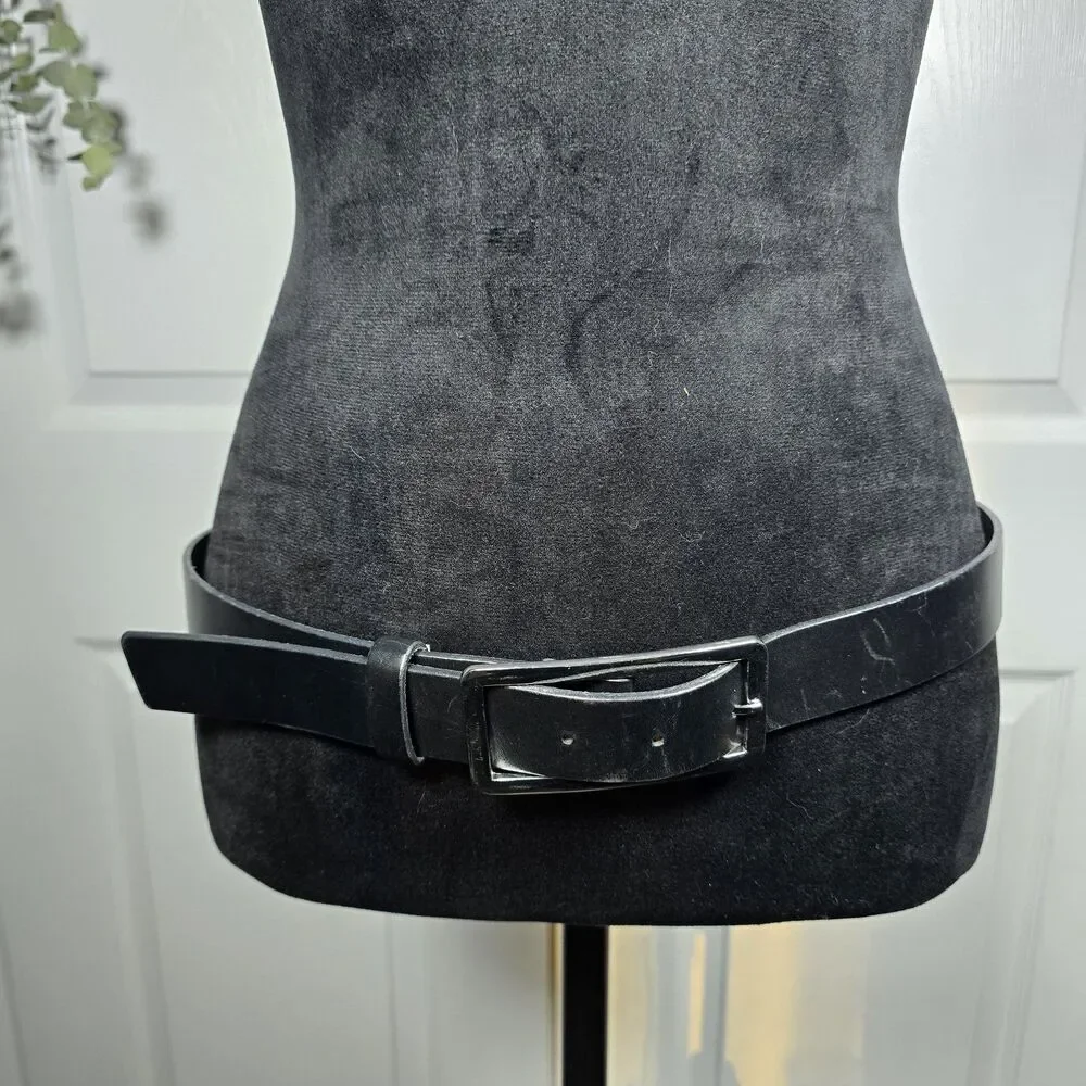 Banana Republic Black Leather Belt Mens Medium Silver Buckle